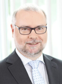 Dr. Rolf Ulrich – Interim-Finanzvorstand SHB